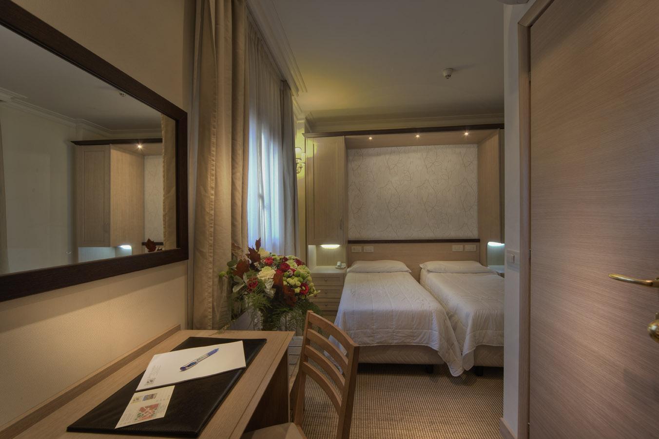 Hotel Galileo Roma Exterior foto