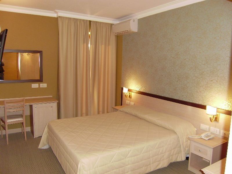 Hotel Galileo Roma Exterior foto